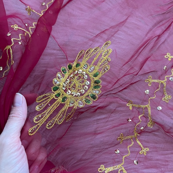 Vintage Deep Red Embroidered Indian Scarf - Picture 5 of 6